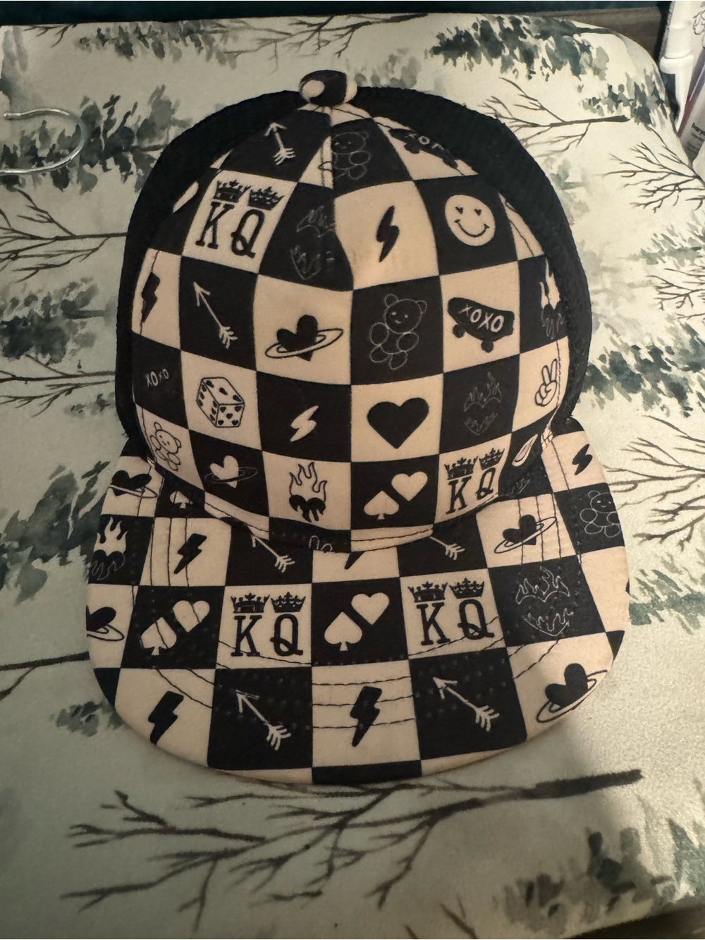 Bums and Roses What the Spade hat size kid